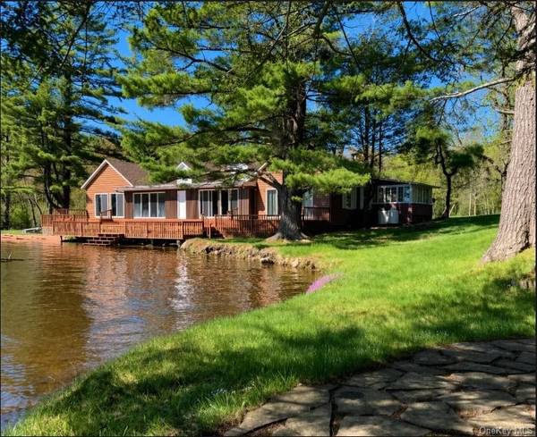 238 Lakeview Drive RD, Highland Lake, NY 12743