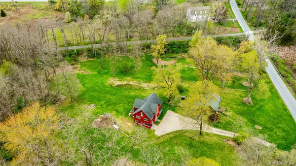 37 Sheffield RD, Amenia, NY 12501