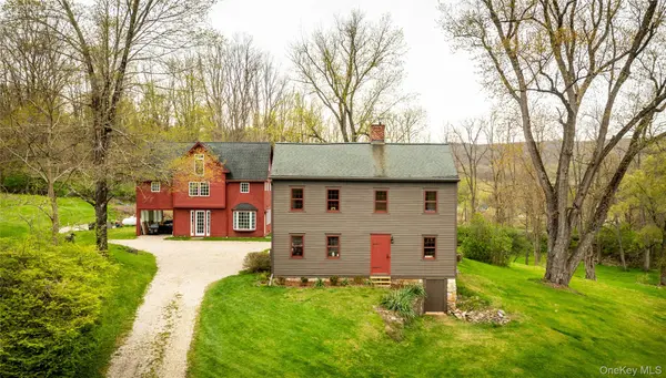 37 Sheffield RD, Amenia, NY 12501