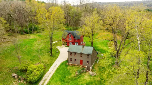 37 Sheffield RD, Amenia, NY 12501
