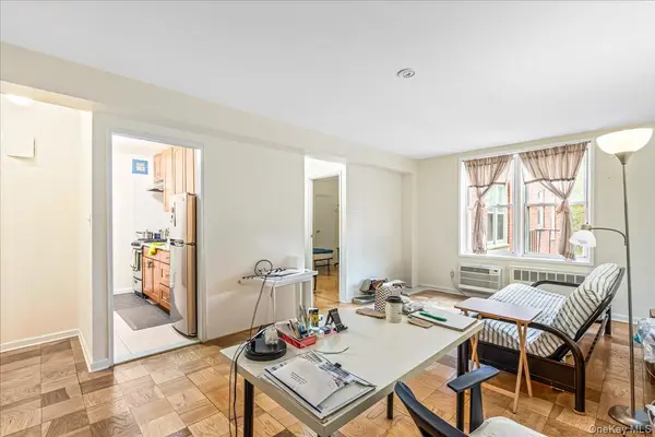 14215 Franklin AVE #3A, Flushing, NY 11355