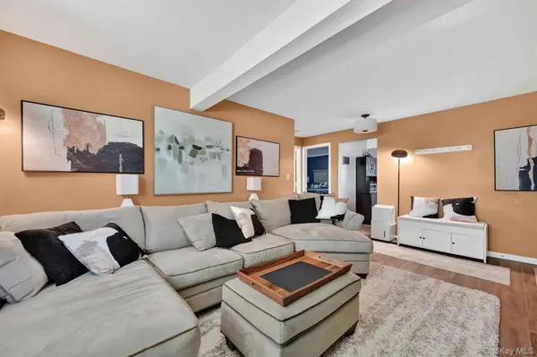 Address not disclosed, Pomona, NY 10970