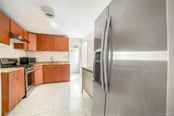 8905 Moline ST, Queens Village, NY 11428