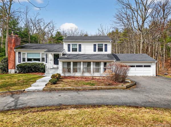 274 Morgan Hill RD, Hurley, NY 12443