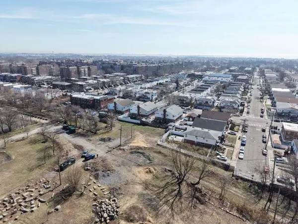 82-22 S Conduit AVE, Howard Beach, NY 11414