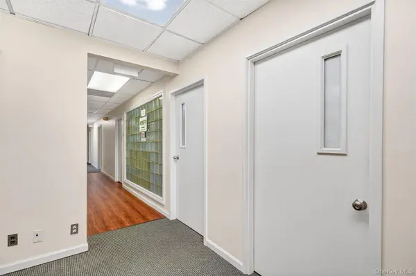 517 Route 22 #5, Pawling, NY 12564