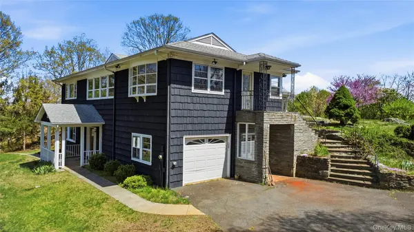 27 Allapartus CIR, Ossining, NY 10562