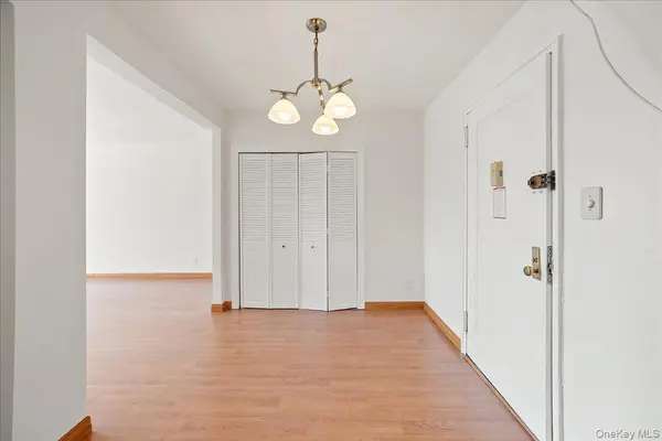 25-40 Union ST #3F, Flushing, NY 11354