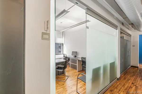 115 W 29th Street #809, New York (manhattan), NY 10001