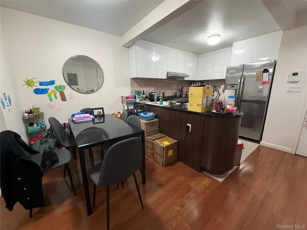 13646 41st AVE #2E, Flushing, NY 11355