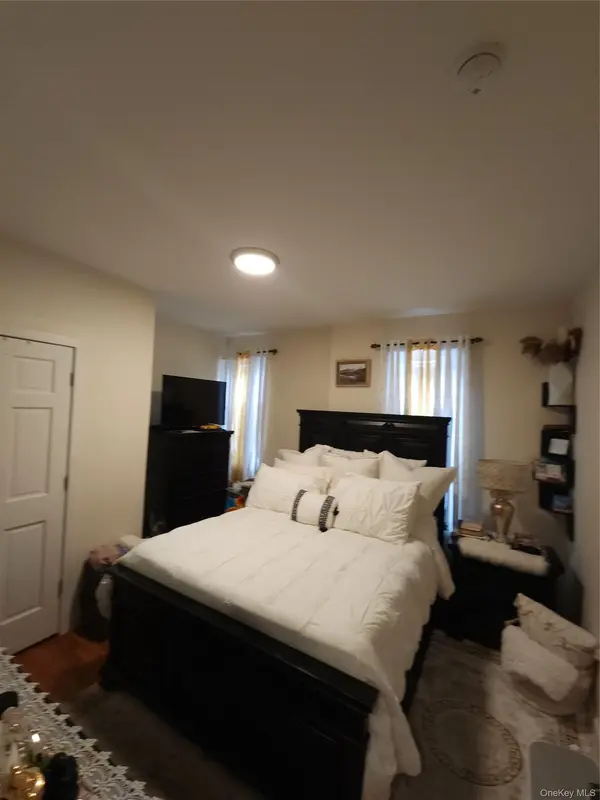 735 E 93rd ST, Brooklyn, NY 11236