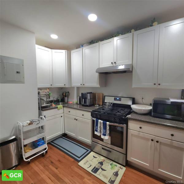 735 E 93rd ST, Brooklyn, NY 11236