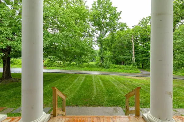 681 ROUTE 216 #1, Poughquag, NY 12570