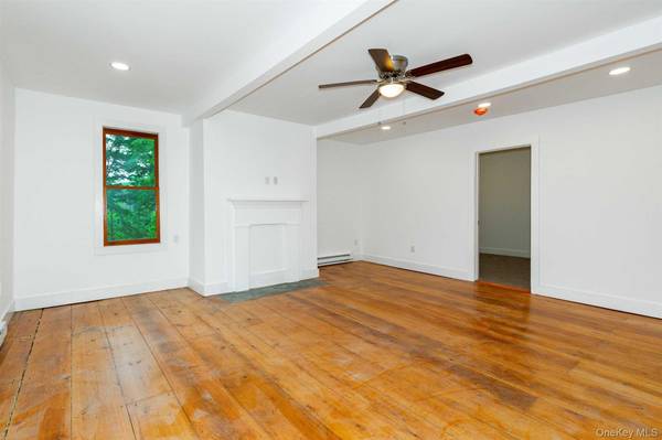681 ROUTE 216 #1, Poughquag, NY 12570