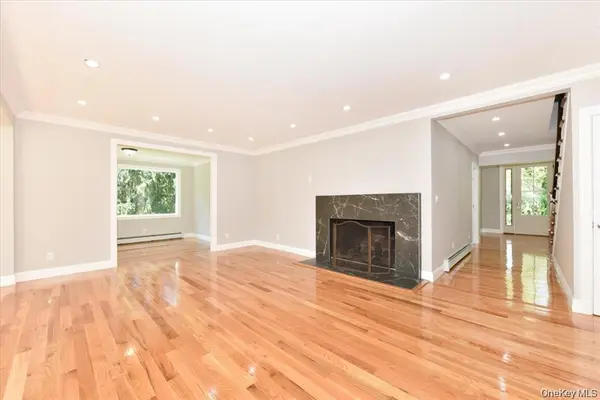 87 Dunlop Road, Huntington, NY 11743