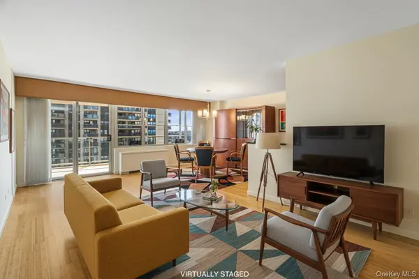 17-85 215th ST #8G, Bayside, NY 11360