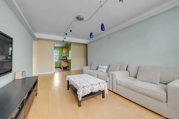 78-42 Main Street #3J, Flushing, NY 11747