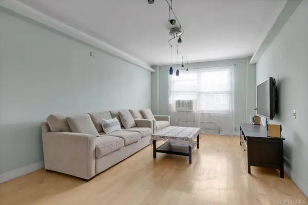 78-42 Main Street #3J, Flushing, NY 11747