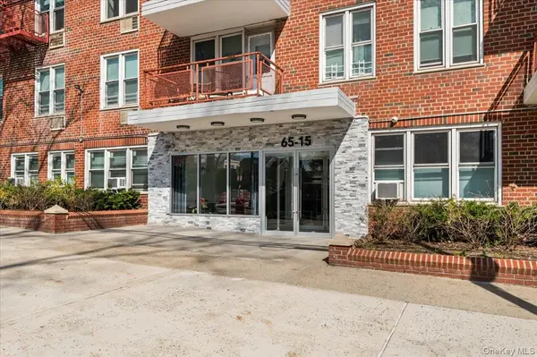 65-15 Alderton ST #5E, Rego Park, NY 11374