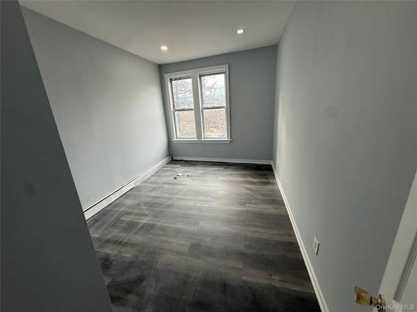 21157 Jamaica AVE #2F, Queens Village, NY 11428