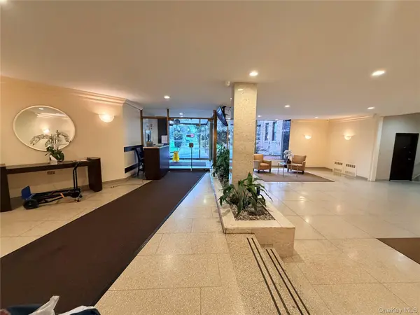 100-25 Queens BLVD #3JJ, Forest Hills, NY 11375