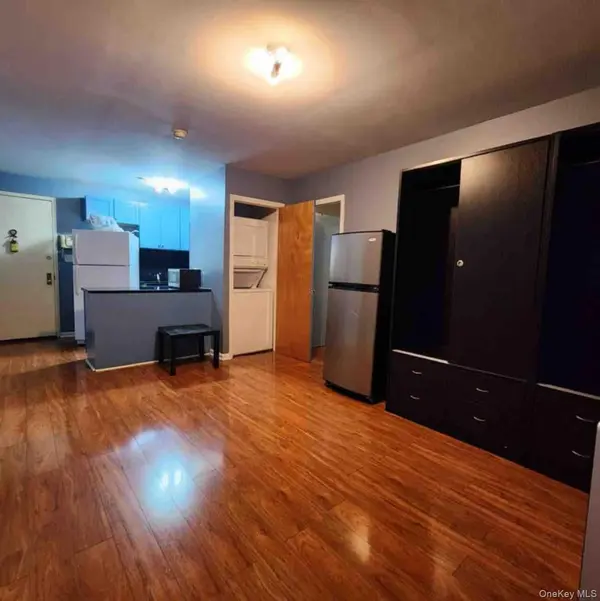 14225 37th AVE #7C, Flushing, NY 11354