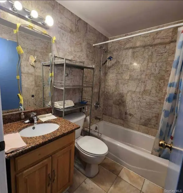 14225 37th AVE #7C, Flushing, NY 11354