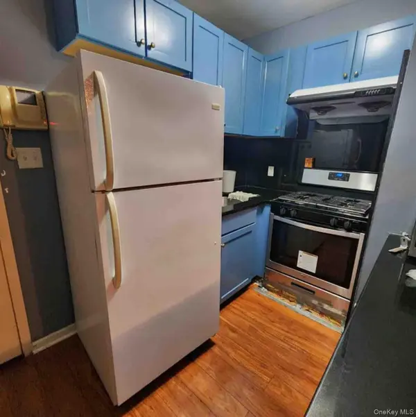 14225 37th AVE #7C, Flushing, NY 11354