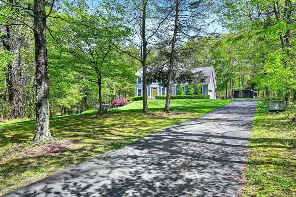 42 Philip DR, Montgomery, NY 12549