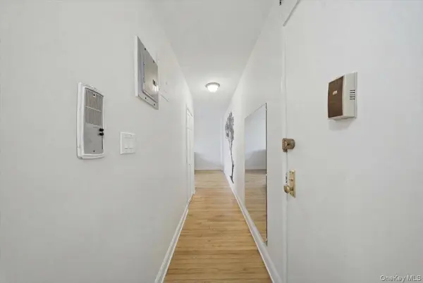 6692 Selfridge ST #4F, Forest Hills, NY 11375