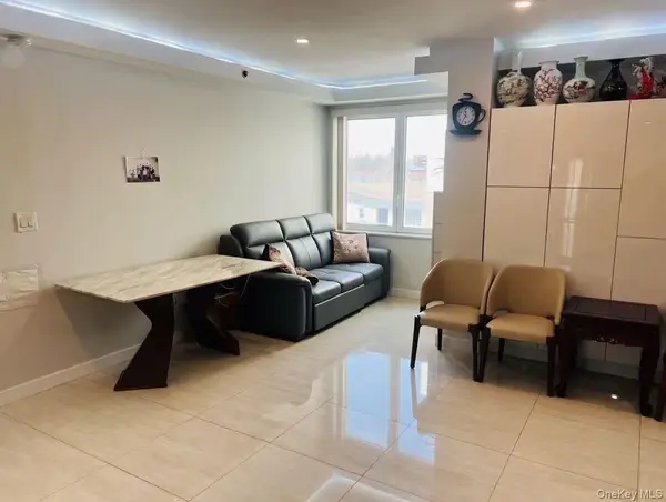 15815 Union TPKE #401N, Fresh Meadows, NY 11366
