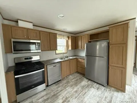 3146 Route 9w #5A, New Windsor, NY 12553