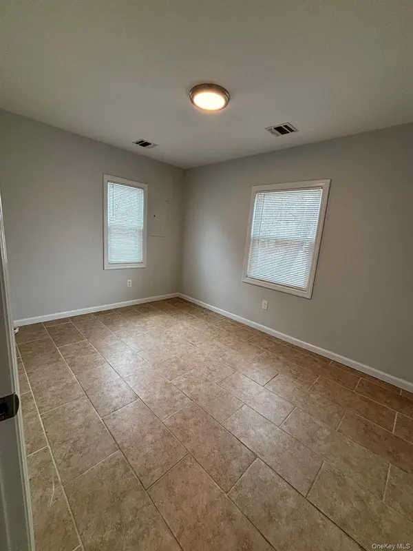 101 Miramar AVE #B, Patchogue, NY 11772