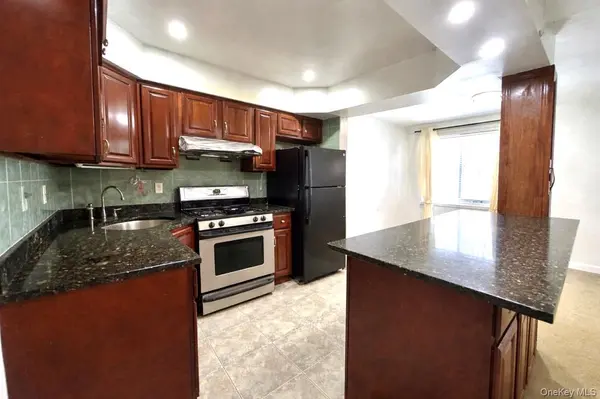 84-52 57th AVE, Elmhurst, NY 11373