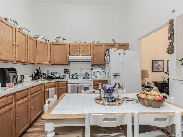 1568 Bryant AVE, Bronx, NY 10460