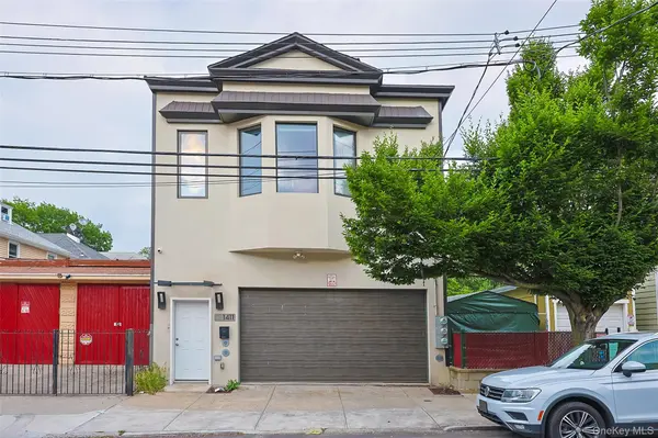 14-11 114 Streets, College Point, NY 11356