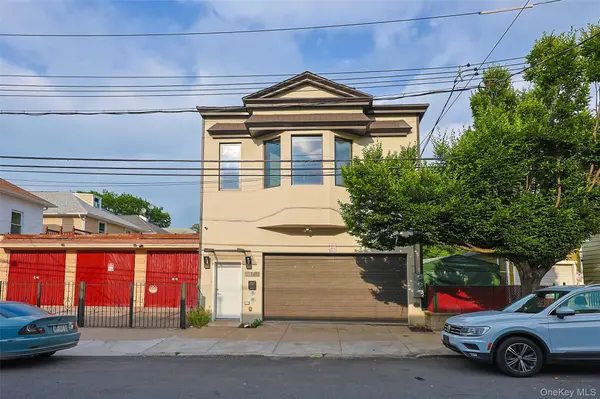 14-11 114 Streets, College Point, NY 11356
