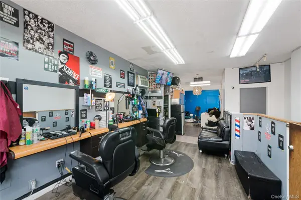 22022 Hempstead AVE, Queens Village, NY 11429