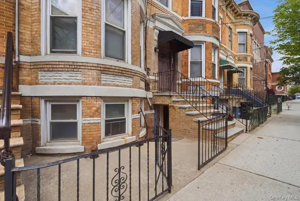 6063 Catalpa AVE, Ridgewood, NY 11385