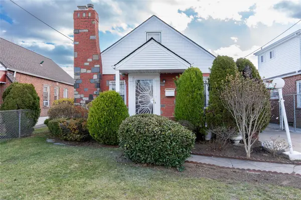 21908 118th AVE, Cambria Heights, NY 11411