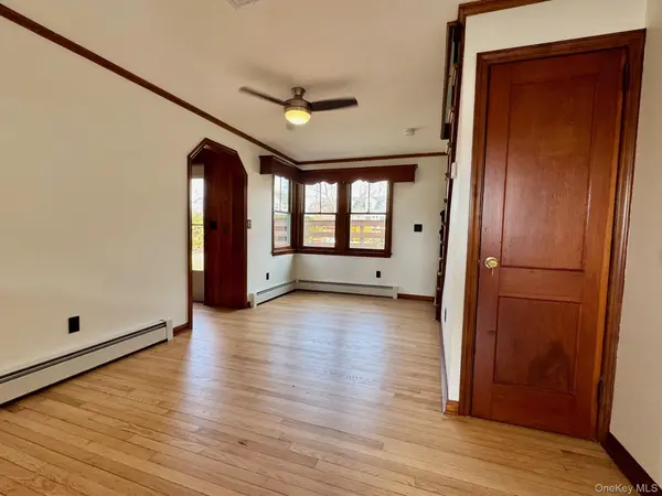 34 Union AVE, Patchogue, NY 11772