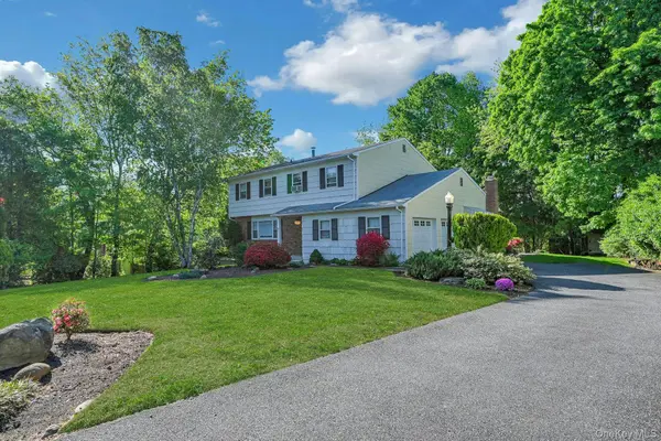 5 Catawba DR, West Nyack, NY 10994