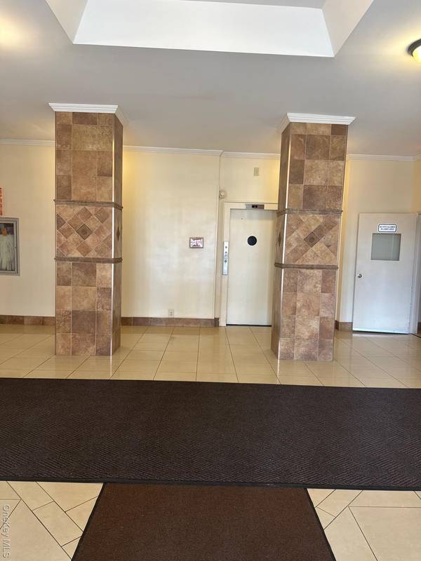 300 North Broadway #2MN, Yonkers, NY 10701