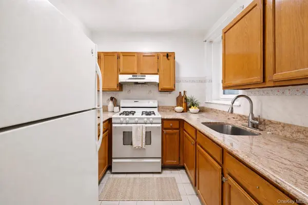 823 Fox ST #4B, Bronx, NY 10459