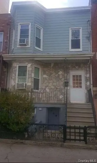 2304 30th AVE, Astoria, NY 11102