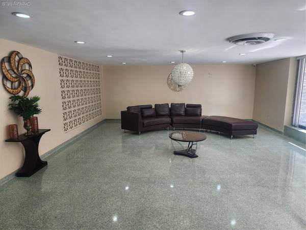 9911 60th Avenue #3E, Corona, NY 11368