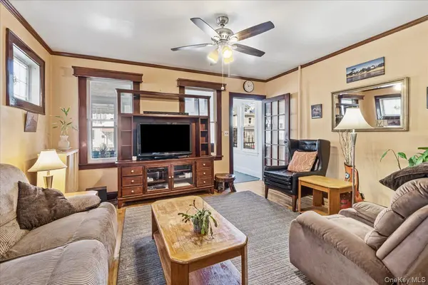 35-29 91st ST, Jackson Heights, NY 11372