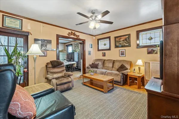 35-29 91st ST, Jackson Heights, NY 11372