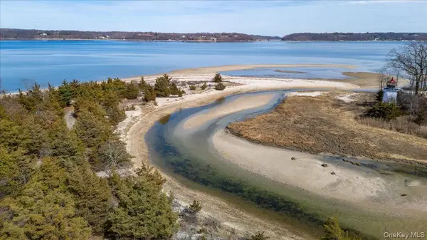 224 Centre Island RD, Centre Island, NY 11771