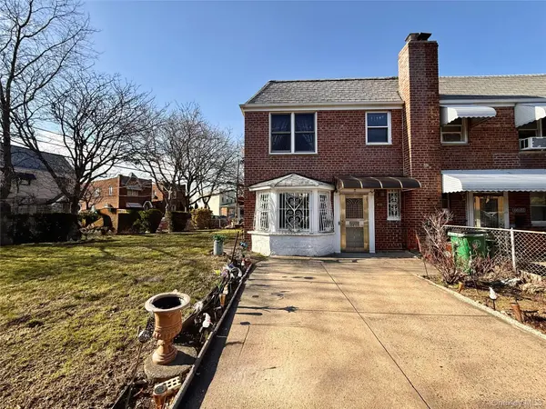 66-05 Garfield AVE, Woodside, NY 11377
